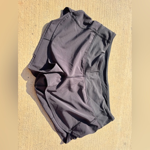 Black Lululemon Speed Up shorts - Picture 2 of 4